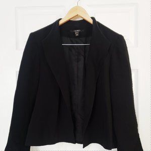 Louben Classic Black Wing Collar Blazer